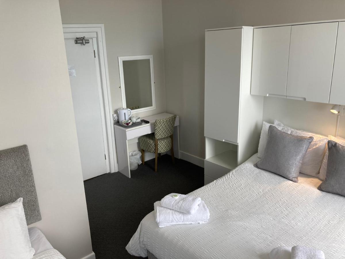 ويموث Norfolk Hotel المظهر الخارجي الصورة